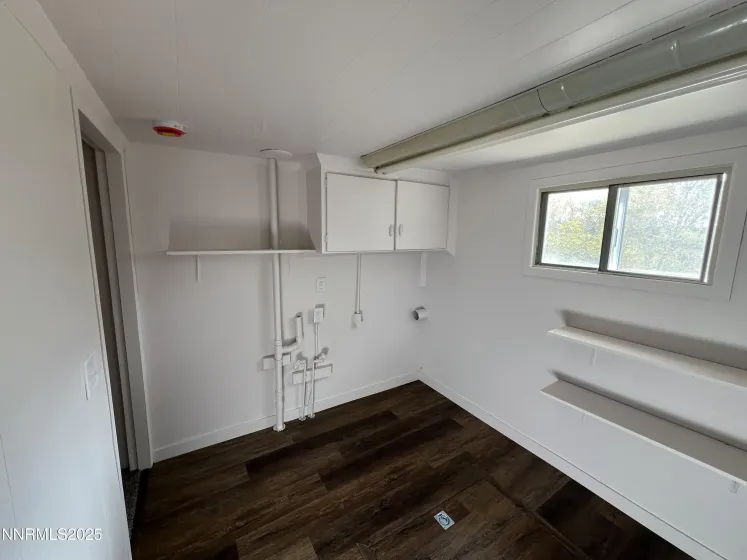 4955 Emery, Reno, Nevada 89506, ,Residential Income,Residential,Emery,250058012