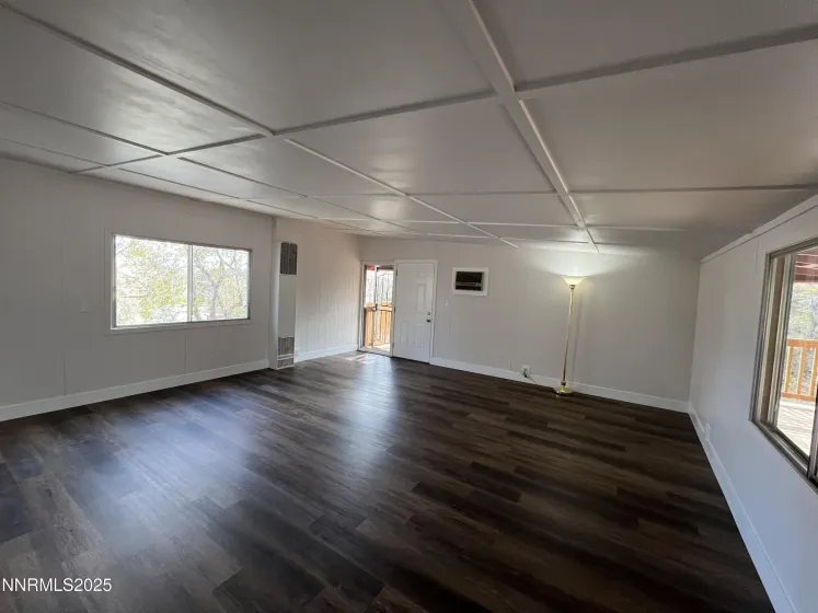 4955 Emery, Reno, Nevada 89506, ,Residential Income,Residential,Emery,250058012