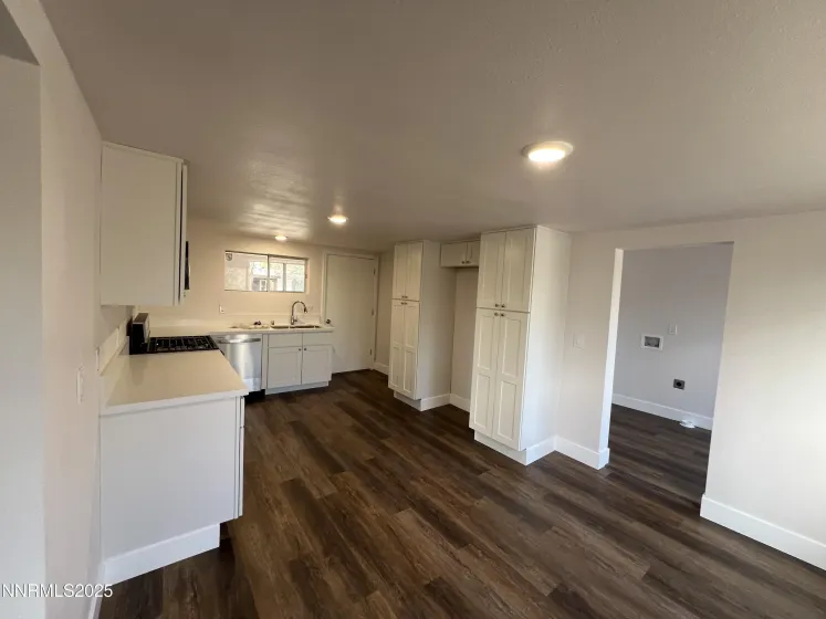 4955 Emery, Reno, Nevada 89506, ,Residential Income,Residential,Emery,250058012