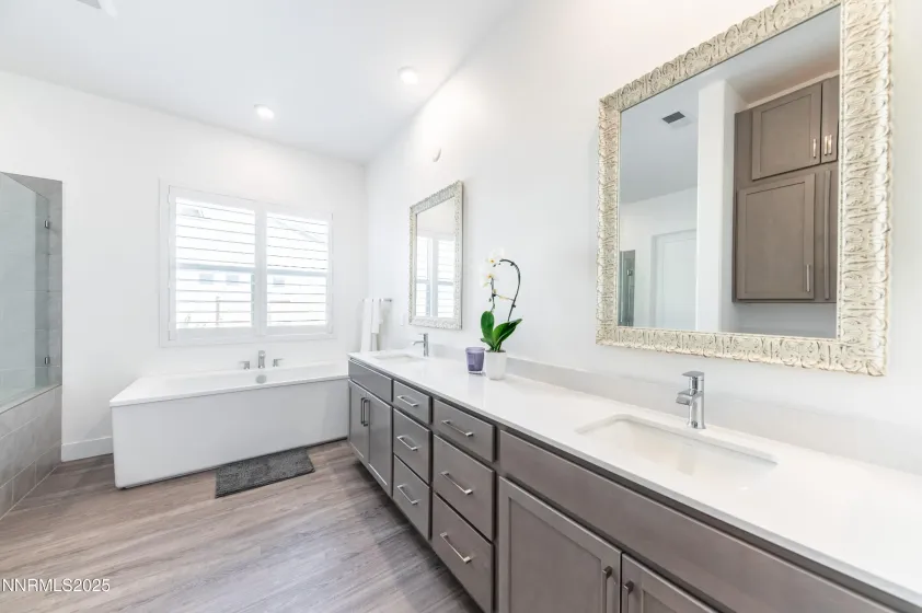 11640 Crosby Ranch, Sparks, Nevada 89441, 4 Bedrooms Bedrooms, ,5 BathroomsBathrooms,Residential,Residential,Crosby Ranch,250058014