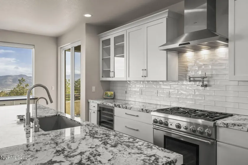 5640 Rue Saint Tropez, Reno, Nevada 89511, 6 Bedrooms Bedrooms, ,6 BathroomsBathrooms,Residential,Residential,Rue Saint Tropez,250058030