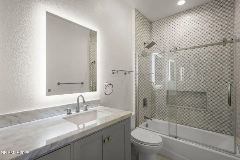 5640 Rue Saint Tropez, Reno, Nevada 89511, 6 Bedrooms Bedrooms, ,6 BathroomsBathrooms,Residential,Residential,Rue Saint Tropez,250058030