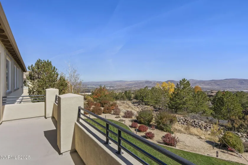 5640 Rue Saint Tropez, Reno, Nevada 89511, 6 Bedrooms Bedrooms, ,6 BathroomsBathrooms,Residential,Residential,Rue Saint Tropez,250058030