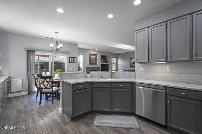 10431 Silver Rush, Reno, Nevada 89521, 4 Bedrooms Bedrooms, ,3 BathroomsBathrooms,Residential,Residential,Silver Rush,250058031