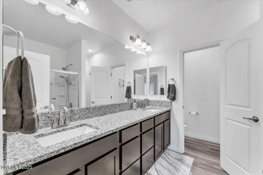 18722 Knott Crk, Reno, Nevada 89508, 4 Bedrooms Bedrooms, ,3 BathroomsBathrooms,Residential,Residential,Knott Crk,250058033