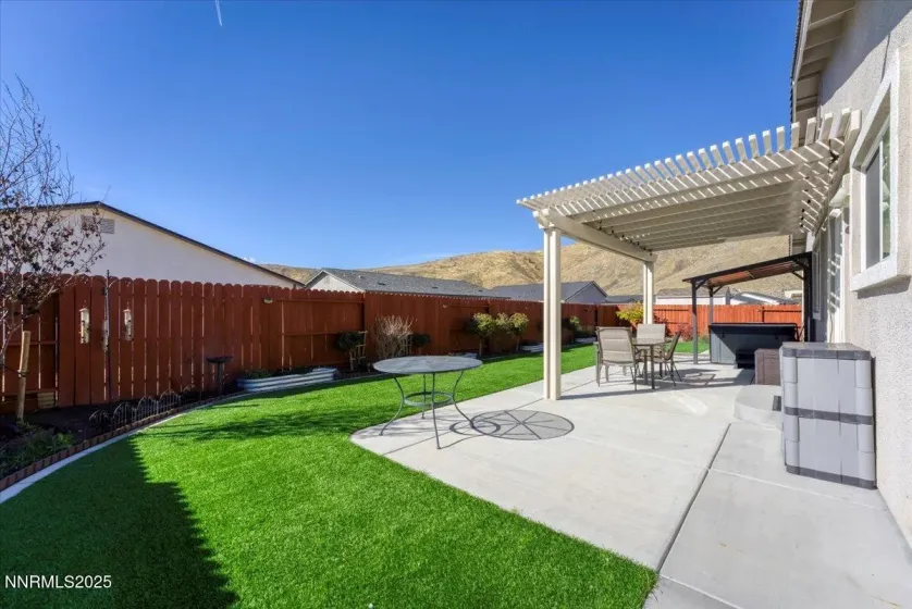 18722 Knott Crk, Reno, Nevada 89508, 4 Bedrooms Bedrooms, ,3 BathroomsBathrooms,Residential,Residential,Knott Crk,250058033