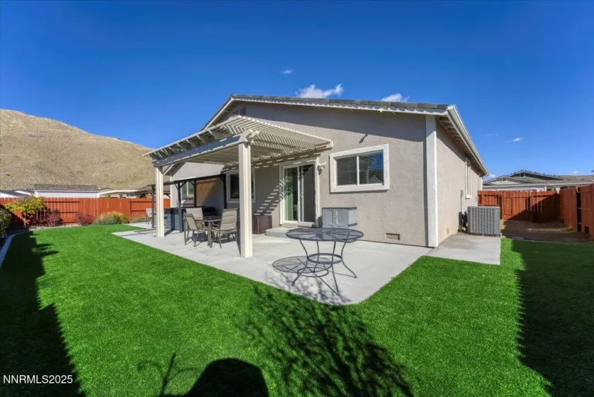 18722 Knott Crk, Reno, Nevada 89508, 4 Bedrooms Bedrooms, ,3 BathroomsBathrooms,Residential,Residential,Knott Crk,250058033