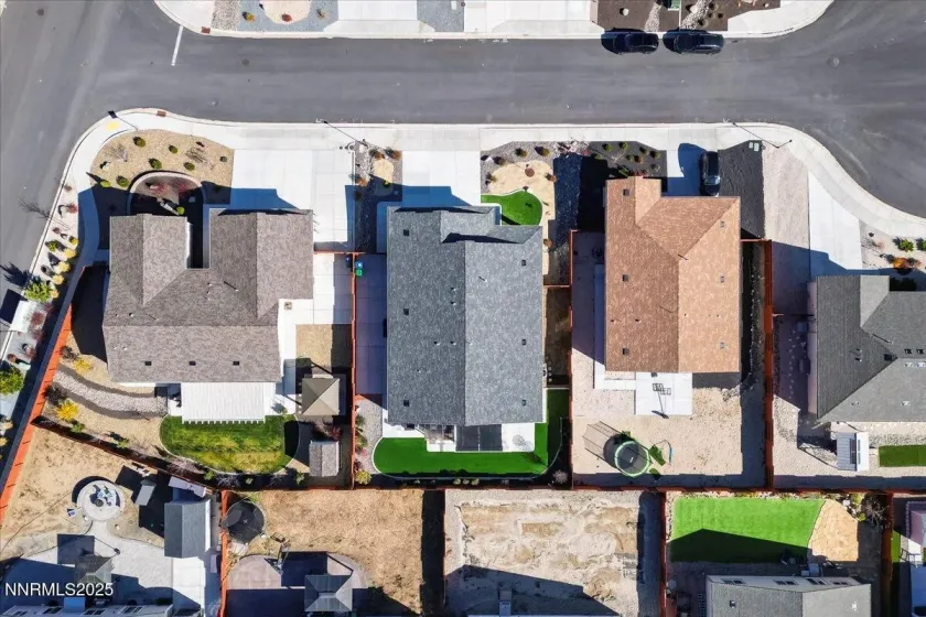 18722 Knott Crk, Reno, Nevada 89508, 4 Bedrooms Bedrooms, ,3 BathroomsBathrooms,Residential,Residential,Knott Crk,250058033