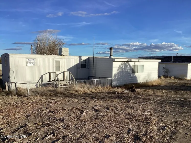 1 Lemos, Yerington, Nevada 89447, 2 Bedrooms Bedrooms, ,1 BathroomBathrooms,Residential,Residential,Lemos,250058036