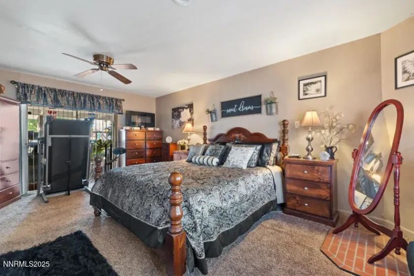 10 Lincoln, Sparks, Nevada 89431, 3 Bedrooms Bedrooms, ,2 BathroomsBathrooms,Residential,Residential,Lincoln,250058038