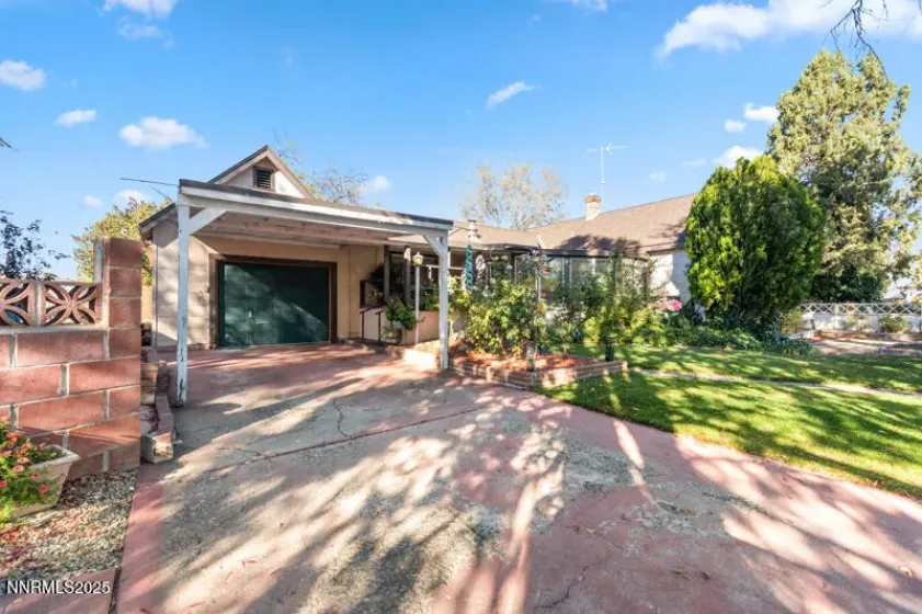 10 Lincoln, Sparks, Nevada 89431, 3 Bedrooms Bedrooms, ,2 BathroomsBathrooms,Residential,Residential,Lincoln,250058038