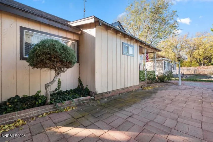 10 Lincoln, Sparks, Nevada 89431, 3 Bedrooms Bedrooms, ,2 BathroomsBathrooms,Residential,Residential,Lincoln,250058038