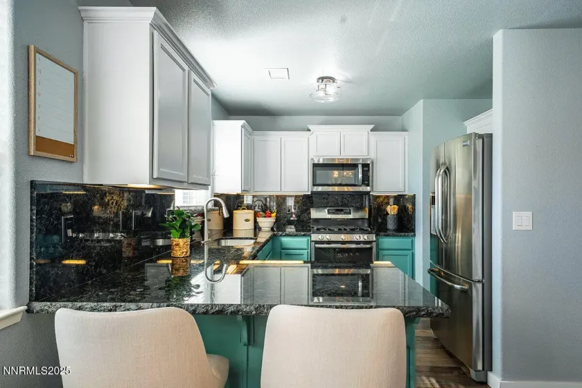 1378 Pin Oak, Gardnerville, Nevada 89410, 4 Bedrooms Bedrooms, ,3 BathroomsBathrooms,Residential,Residential,Pin Oak,250058039