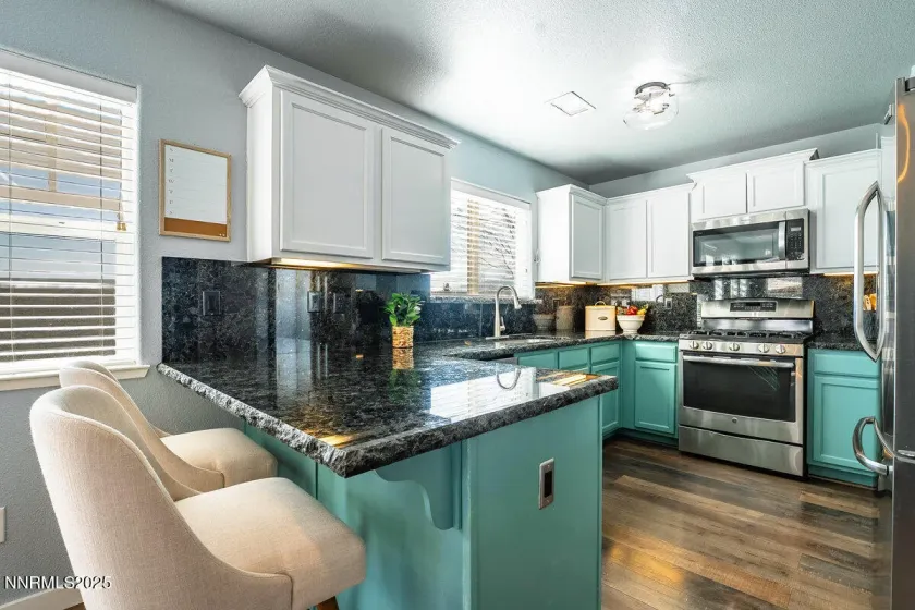 1378 Pin Oak, Gardnerville, Nevada 89410, 4 Bedrooms Bedrooms, ,3 BathroomsBathrooms,Residential,Residential,Pin Oak,250058039