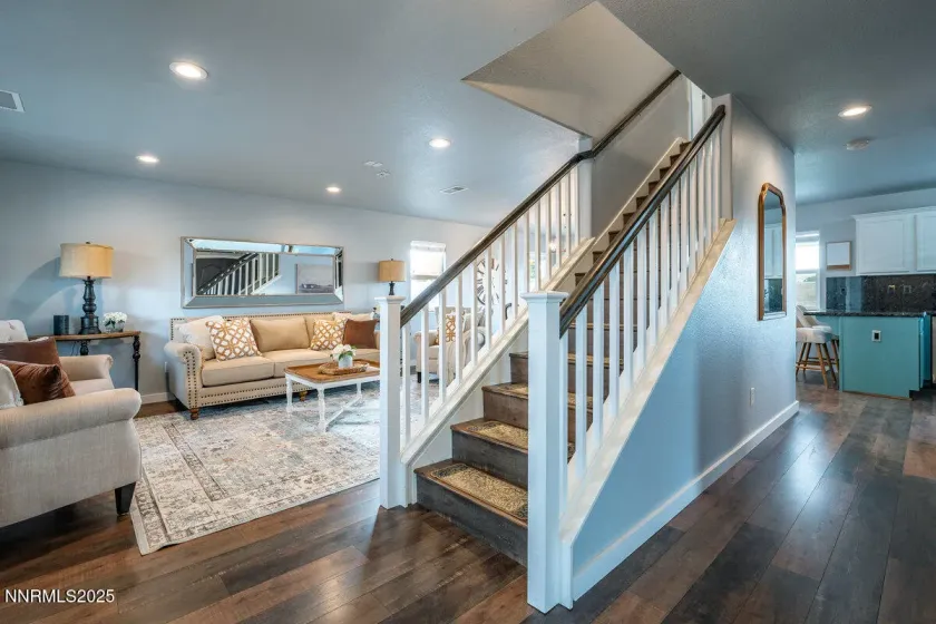 1378 Pin Oak, Gardnerville, Nevada 89410, 4 Bedrooms Bedrooms, ,3 BathroomsBathrooms,Residential,Residential,Pin Oak,250058039