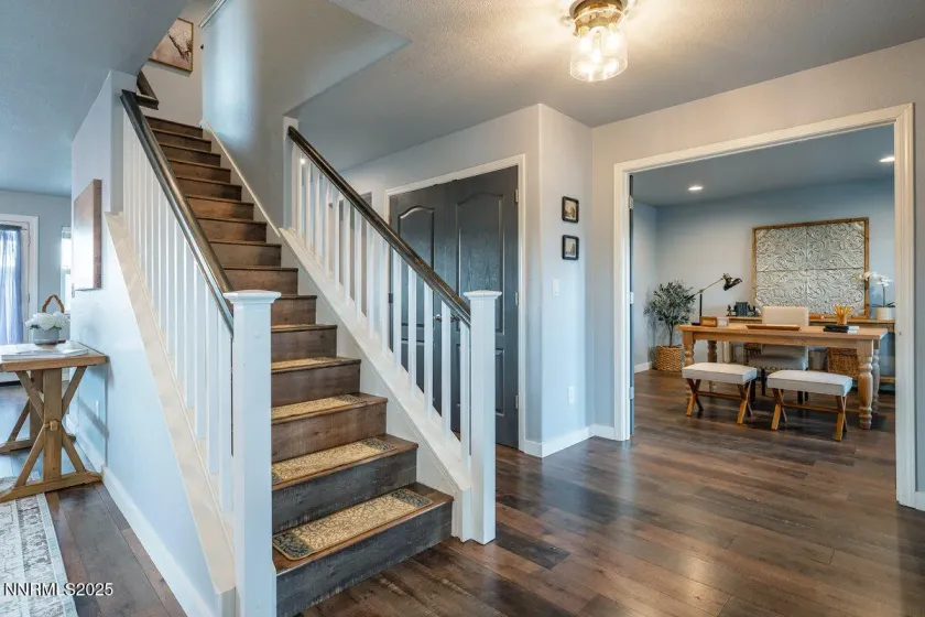 1378 Pin Oak, Gardnerville, Nevada 89410, 4 Bedrooms Bedrooms, ,3 BathroomsBathrooms,Residential,Residential,Pin Oak,250058039