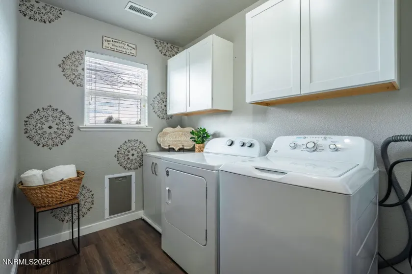 1378 Pin Oak, Gardnerville, Nevada 89410, 4 Bedrooms Bedrooms, ,3 BathroomsBathrooms,Residential,Residential,Pin Oak,250058039