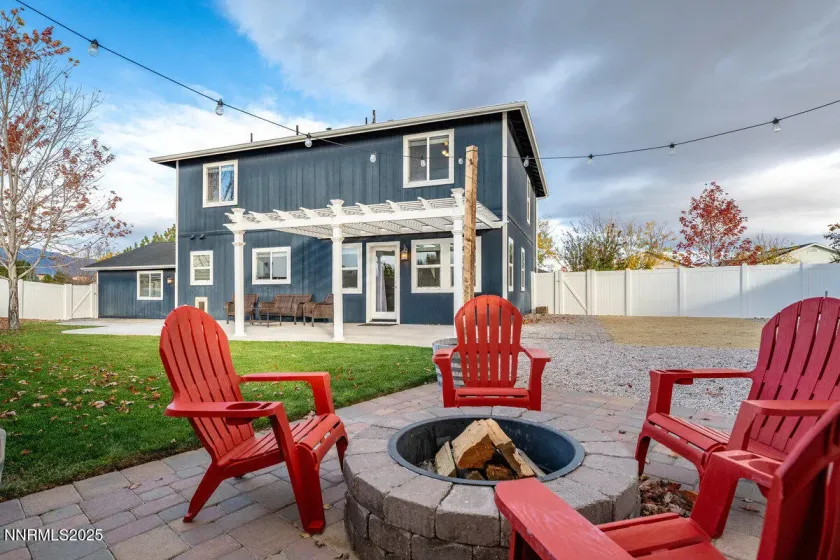 1378 Pin Oak, Gardnerville, Nevada 89410, 4 Bedrooms Bedrooms, ,3 BathroomsBathrooms,Residential,Residential,Pin Oak,250058039