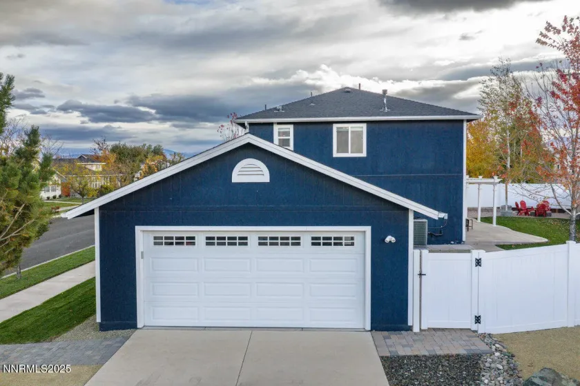 1378 Pin Oak, Gardnerville, Nevada 89410, 4 Bedrooms Bedrooms, ,3 BathroomsBathrooms,Residential,Residential,Pin Oak,250058039