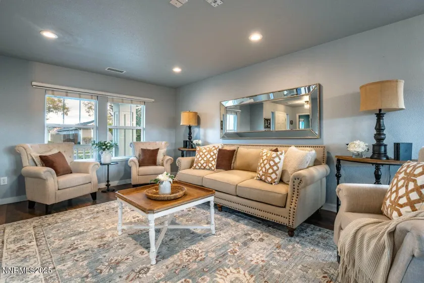 1378 Pin Oak, Gardnerville, Nevada 89410, 4 Bedrooms Bedrooms, ,3 BathroomsBathrooms,Residential,Residential,Pin Oak,250058039