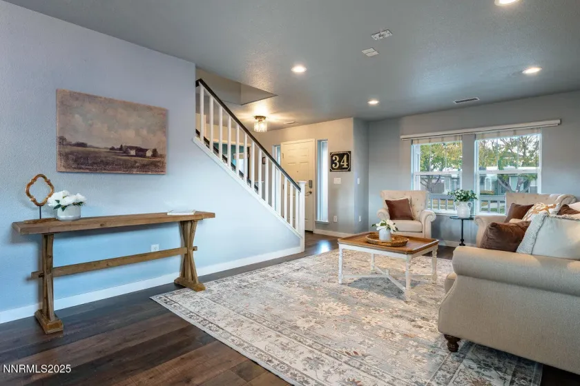 1378 Pin Oak, Gardnerville, Nevada 89410, 4 Bedrooms Bedrooms, ,3 BathroomsBathrooms,Residential,Residential,Pin Oak,250058039