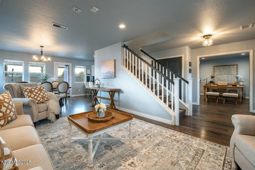 1378 Pin Oak, Gardnerville, Nevada 89410, 4 Bedrooms Bedrooms, ,3 BathroomsBathrooms,Residential,Residential,Pin Oak,250058039