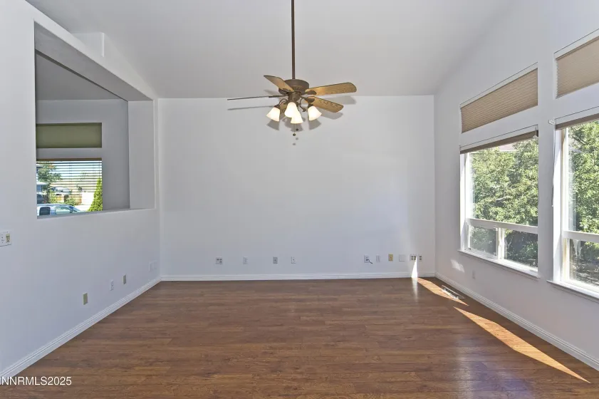 925 Sauvignon, Reno, Nevada 89506, 4 Bedrooms Bedrooms, ,3 BathroomsBathrooms,Residential,Residential,Sauvignon,250005158