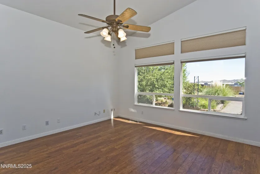 925 Sauvignon, Reno, Nevada 89506, 4 Bedrooms Bedrooms, ,3 BathroomsBathrooms,Residential,Residential,Sauvignon,250005158