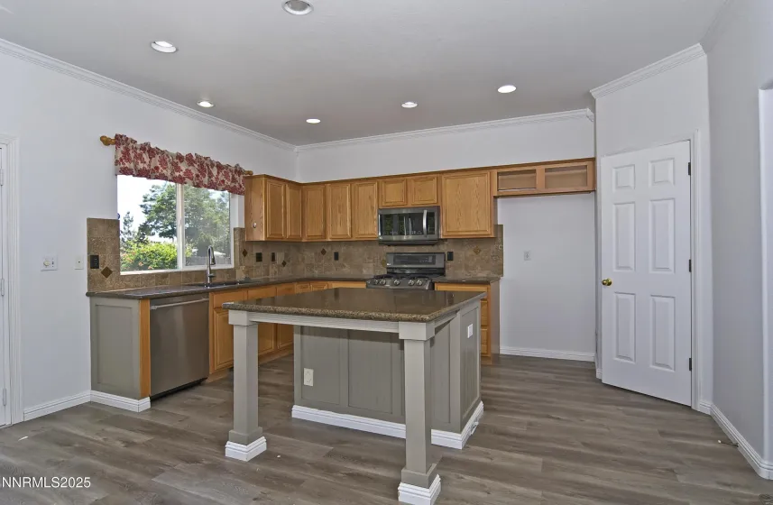 925 Sauvignon, Reno, Nevada 89506, 4 Bedrooms Bedrooms, ,3 BathroomsBathrooms,Residential,Residential,Sauvignon,250005158