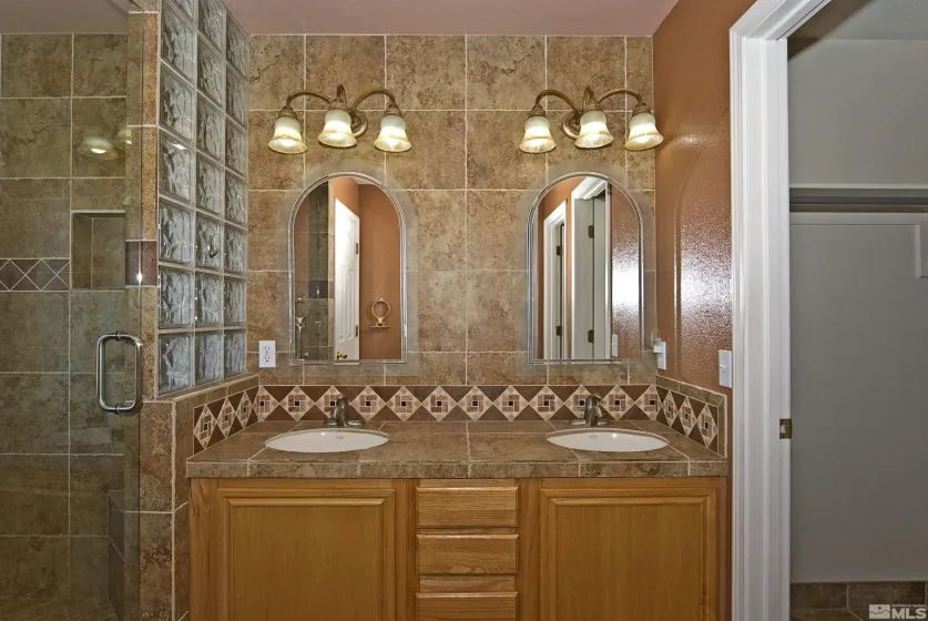 925 Sauvignon, Reno, Nevada 89506, 4 Bedrooms Bedrooms, ,3 BathroomsBathrooms,Residential,Residential,Sauvignon,250005158