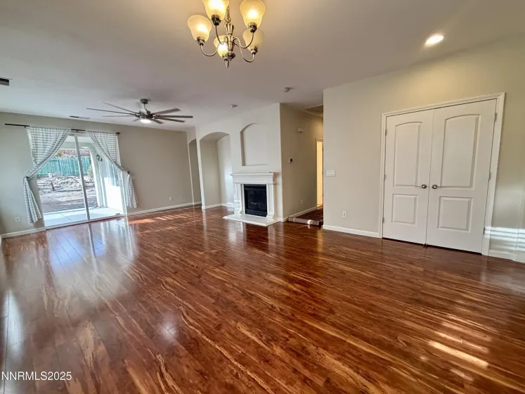 1335 Grand Summit, Reno, Nevada 89523, 3 Bedrooms Bedrooms, ,2 BathroomsBathrooms,Residential,Residential,Grand Summit,250058049