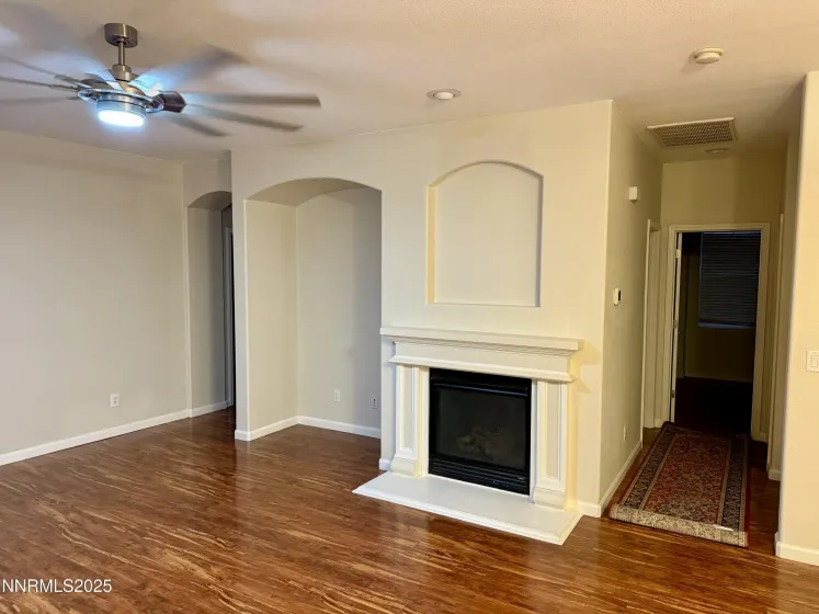 1335 Grand Summit, Reno, Nevada 89523, 3 Bedrooms Bedrooms, ,2 BathroomsBathrooms,Residential,Residential,Grand Summit,250058049