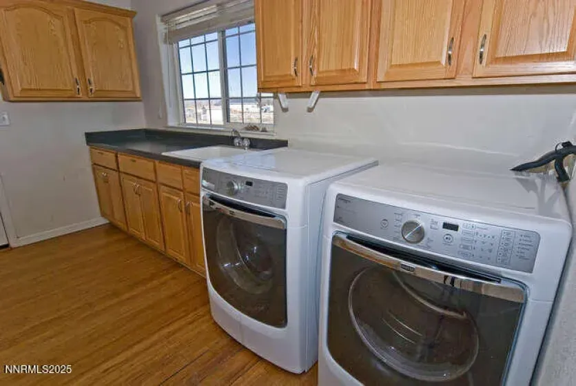 1141 Centerville, Gardnerville, Nevada 89460, 3 Bedrooms Bedrooms, ,2 BathroomsBathrooms,Residential,Residential,Centerville,250058077