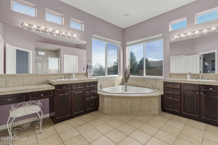 5502 New Mexico, Reno, Nevada 89511, 5 Bedrooms Bedrooms, ,3 BathroomsBathrooms,Residential,Residential,New Mexico,250058078