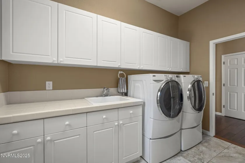 5502 New Mexico, Reno, Nevada 89511, 5 Bedrooms Bedrooms, ,3 BathroomsBathrooms,Residential,Residential,New Mexico,250058078