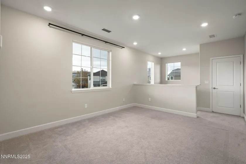 1119 Roswell, Sparks, Nevada 89436, 4 Bedrooms Bedrooms, ,3 BathroomsBathrooms,Residential,Residential,Roswell,250057905