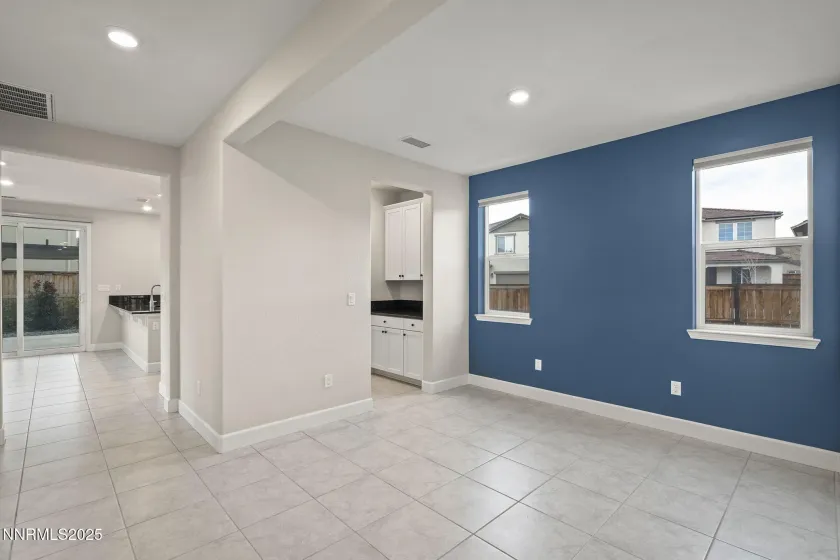 1119 Roswell, Sparks, Nevada 89436, 4 Bedrooms Bedrooms, ,3 BathroomsBathrooms,Residential,Residential,Roswell,250057905