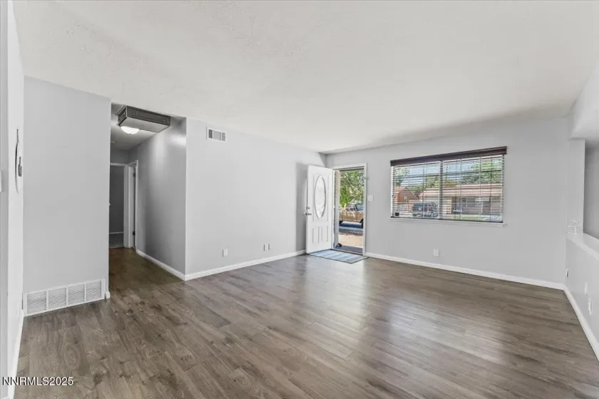 1345 Plymouth, Sparks, Nevada 89431, 3 Bedrooms Bedrooms, ,1 BathroomBathrooms,Residential,Residential,Plymouth,250053817