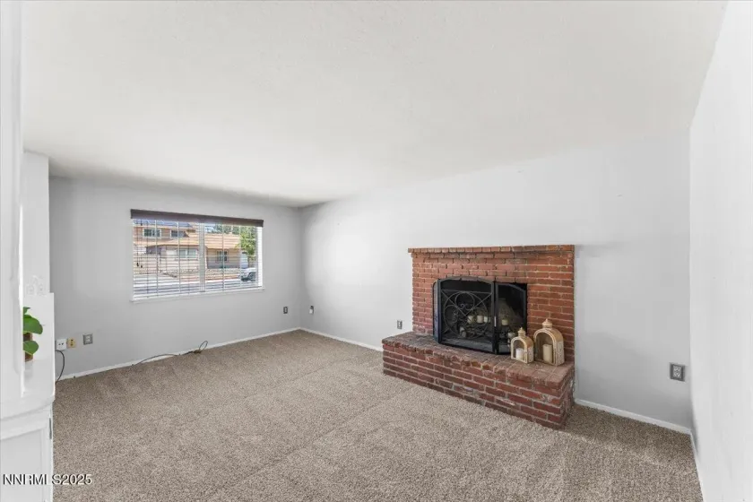 1345 Plymouth, Sparks, Nevada 89431, 3 Bedrooms Bedrooms, ,1 BathroomBathrooms,Residential,Residential,Plymouth,250053817