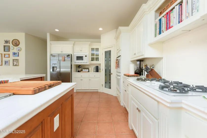 1030 Country, Gardnerville, Nevada 89460, 4 Bedrooms Bedrooms, ,4 BathroomsBathrooms,Residential,Residential,Country,250056290