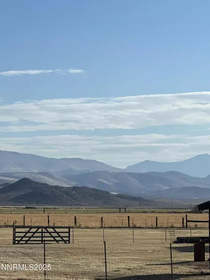 1030 Country, Gardnerville, Nevada 89460, 4 Bedrooms Bedrooms, ,4 BathroomsBathrooms,Residential,Residential,Country,250056290