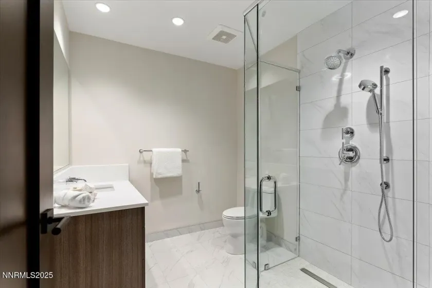 36 Beach Club, Stateline, Nevada 89449, 4 Bedrooms Bedrooms, ,4 BathroomsBathrooms,Residential,Residential,Beach Club,250058092