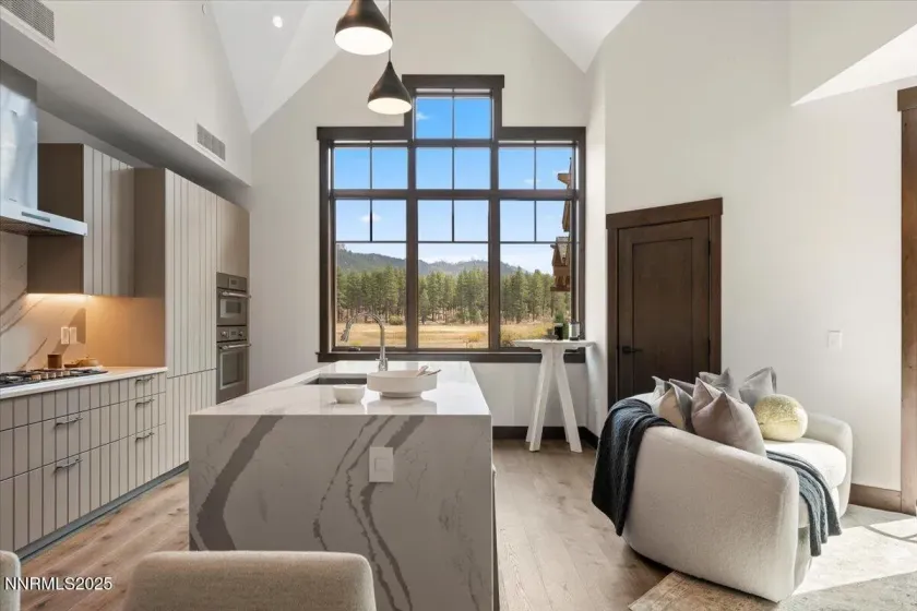 36 Beach Club, Stateline, Nevada 89449, 4 Bedrooms Bedrooms, ,4 BathroomsBathrooms,Residential,Residential,Beach Club,250058092