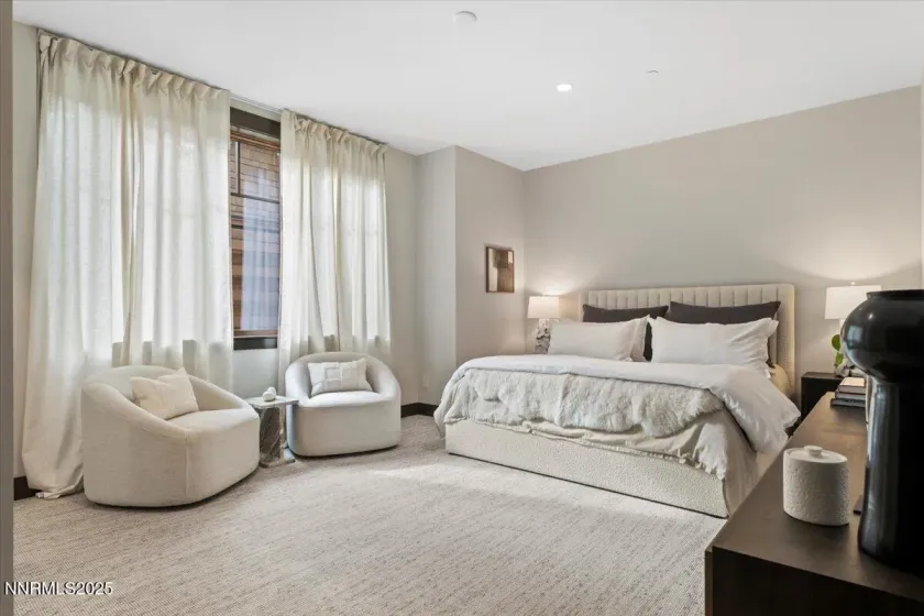 36 Beach Club, Stateline, Nevada 89449, 4 Bedrooms Bedrooms, ,4 BathroomsBathrooms,Residential,Residential,Beach Club,250058092