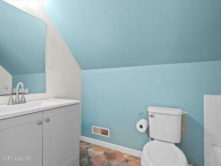 1450 Wyoming, Reno, Nevada 89503, 4 Bedrooms Bedrooms, ,2 BathroomsBathrooms,Residential,Residential,Wyoming,250058096