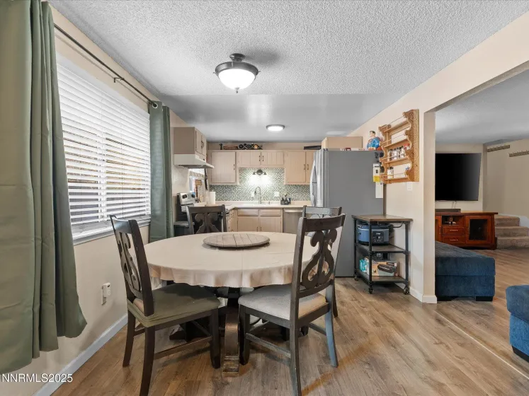 1450 Wyoming, Reno, Nevada 89503, 4 Bedrooms Bedrooms, ,2 BathroomsBathrooms,Residential,Residential,Wyoming,250058096