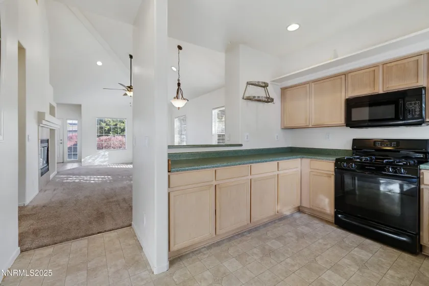 5420 Desert Peach, Sparks, Nevada 89436, 4 Bedrooms Bedrooms, ,3 BathroomsBathrooms,Residential,Residential,Desert Peach,250058098