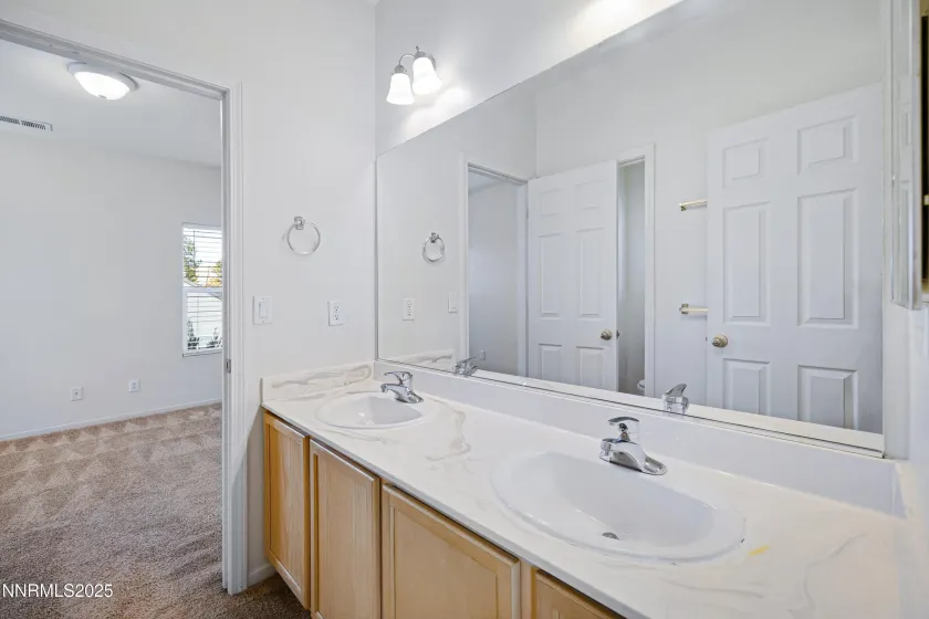 5420 Desert Peach, Sparks, Nevada 89436, 4 Bedrooms Bedrooms, ,3 BathroomsBathrooms,Residential,Residential,Desert Peach,250058098