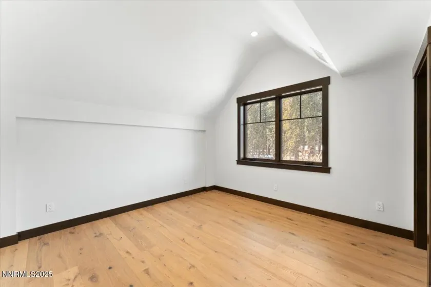 46 Beach Club, Stateline, Nevada 89449, 3 Bedrooms Bedrooms, ,3 BathroomsBathrooms,Residential,Residential,Beach Club,250058101