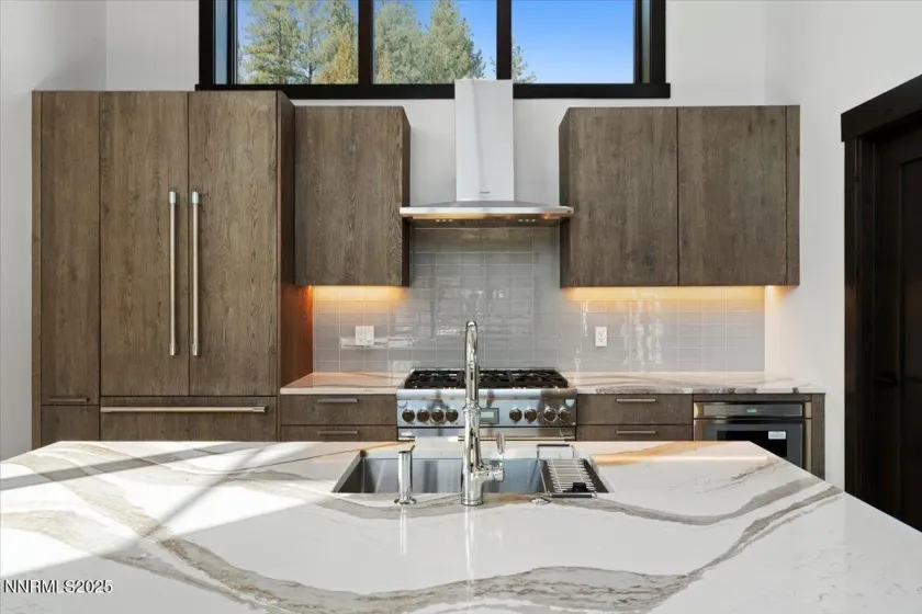 46 Beach Club, Stateline, Nevada 89449, 3 Bedrooms Bedrooms, ,3 BathroomsBathrooms,Residential,Residential,Beach Club,250058101